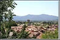 La commune du Luc, parfois appele Le Luc-en-Provence ( Var ) est chef-lieu ...