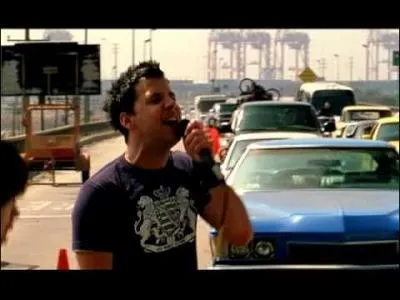 A quelle chanson correspond ce clip ?