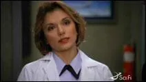 Quelle actrice joue le Dr. Janet Fraiser ?