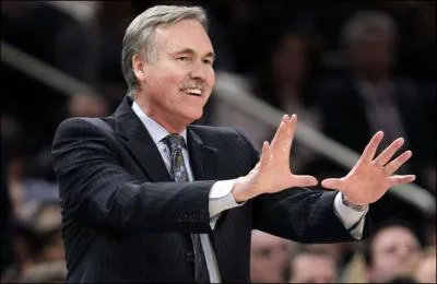 Qui est l'entraneur des Knicks ?