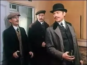 Dans ces temps troublés en 1911, les sectes fleurissent, l'une d'elles menace les entreprises de pointe "de la menace divine". Quel est son nom (titre de l'épisode ?