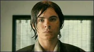 Comment Mike est-il redevenu comme il tait 20 ans avant ?