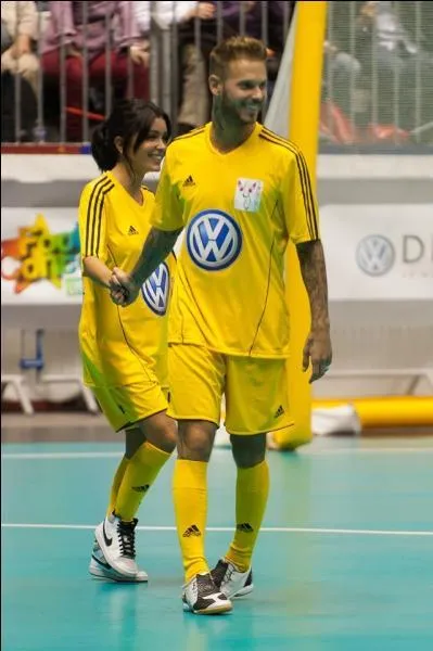 Qui sont ces deux chanteurs ?