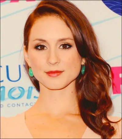 Qui est-ce ? Quel est son secret (1er secret) ?