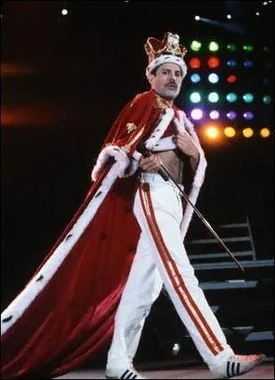 Quel est le nom de naissance de Freddie Mercury ?