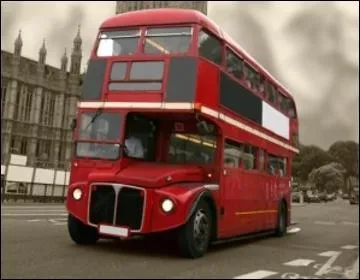  Londres, les cabines tlphoniques sont :