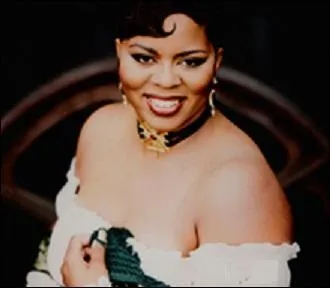 Quel groupe chantait  Luv 4 Luv  et  Show me love  au dbut des annes 90 ?