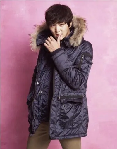 Comment s'appelle cet acteur ?