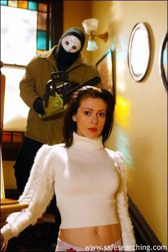 Dans l'pisode 14 de la saison 5, dans le cauchemar de Phoebe, qui est en ralit l'homme  la trononneuse ?