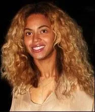 Qui est cette star qui ne porte pas de maquillage ?