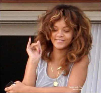 Qui est cette star qui ne porte pas de maquillage ?