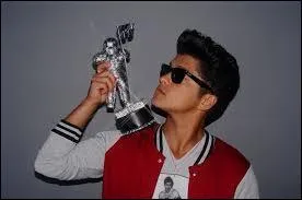 Et celui de son album sorti rcemment ?