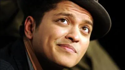 Qui est la petite amie de Bruno Mars ?