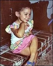 Alors, qui est cette mini-beaut ?