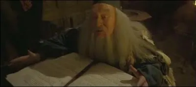 Dans Les visiteurs 1, quel est l'ingrdient qu' Eusaebius oublie de mettre dans la potion ?