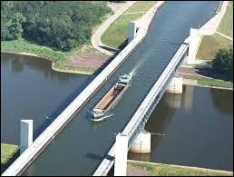 Quel est le nom de ce pont ?