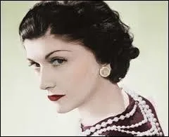 A quel ge Coco Chanel est-elle dcde ?