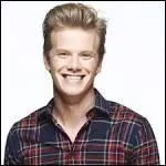 Comment s'appelle ce beau garon ?