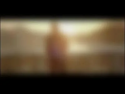 Qui chante  Au del des mots  ?