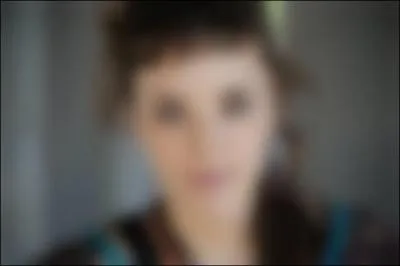 Qui chante  Je veux  ?