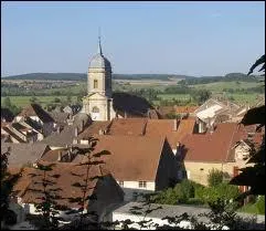 Je me rends  Jussey ( Haute-Sane ), o la commune est chef-lieu ...