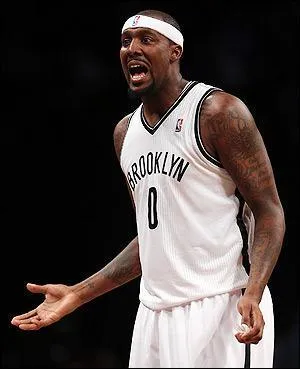 Qui est ce joueur des Nets ?