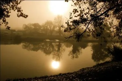 Qui a crit  la nature est tout ce qu'on voit, tout ce qu'on veut, tout ce qu'on aime  dans un pome dont le titre porte son prnom ?