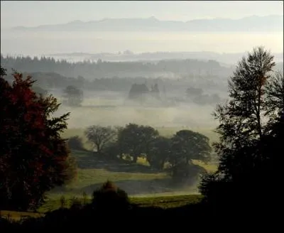 Brel chantait  L'aventure commence  l'aurore,  l'aurore de chaque .....  
