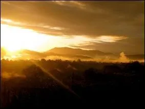 Lequel de ces quotidiens publia  J'accuse' d'Emile Zola ?