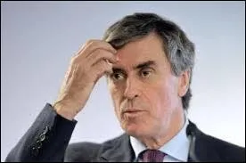 Retrouvez la phrase prononce par ce menteur de haut vol :