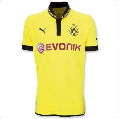 � qui appartient ce maillot ?