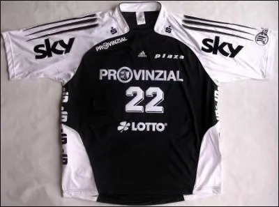  quelle quipe appartient ce maillot ?