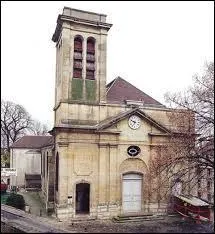 Nous nous promenons dans la ville du Pecq ( Yvelines ), qui est chef-lieu ...