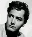 Quel acteur de l�gende est sur cette photo ?