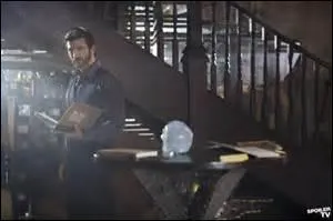 Comment et avec quoi a t form le crne en cristal ?