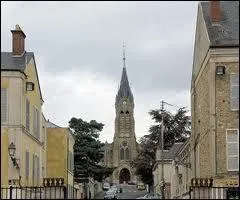 Je vais vous faire visiter la ville de Rambouillet ( Yvelines ). Cette ville est chef-lieu ...