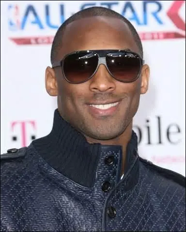 Qui est ce rappeur et basketteur amricain ?