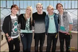 Que fait Rydel dans le groupe ?