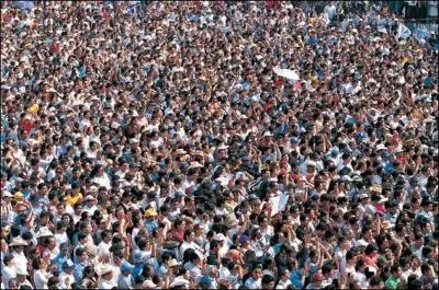 Le Vatican est le pays le moins peupl au monde (+/- 800 habitants). Avec 9 300 habitants, quel est le deuxime pays le moins peupl au monde ?