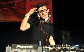 Quel titre ce DJ extravagant n'a-t-il jamais remix ?