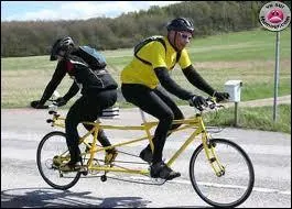 Entre les deux, a va  contre-courant ! Quelle ville fut l'arrive de la premire tape du premier Tour de France (1903) ?