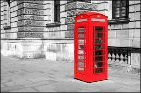 Ses cabines tlphoniques rouges sont mondialement connues, autant que Big Ben ou le Parlement :