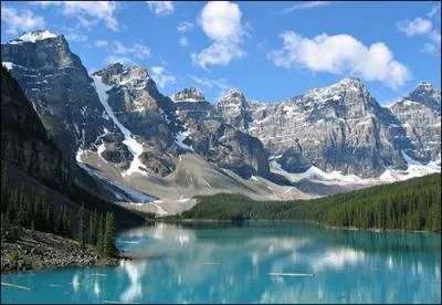 Situ en Amrique, je suis le deuxime pays le plus grand du monde, ma capitale est Ottawa, je suis :