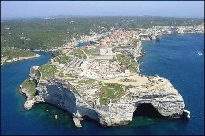 En quelle année la Corse est-elle devenue une possession française ?