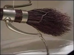 Quel balai Sirius offre-t-il  Harry pour Nol ?