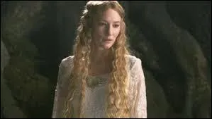 Qui est cette dame qui aide les nains quand ils sont en danger ?