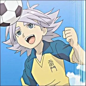 Qui a remplac Axel au poste d'attaquant dans la saison 2 ?