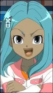 De qui Suzette Hartland est-elle amoureuse ?