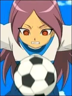 Quel est le surnom de Lucy Hailson ?