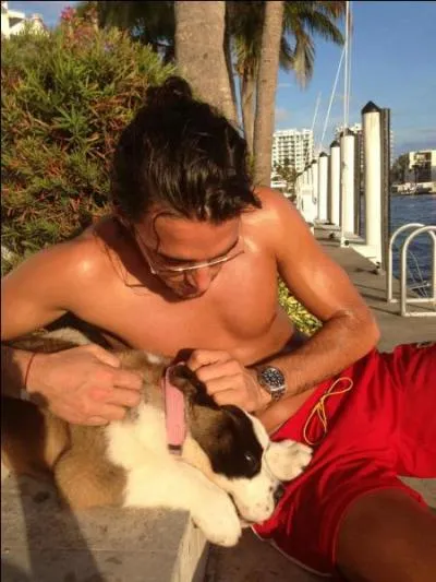 Ou Thomas est-il parti pour faire les Anges ?